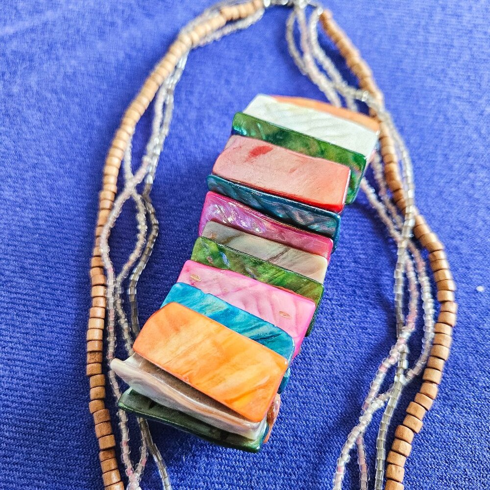 Shell Necklace & Bracelet Set - Picture 5 of 12